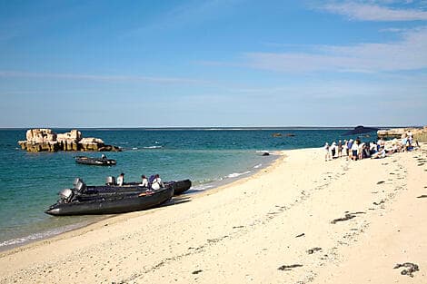 Jun 18, 27 - Vansittart Bay