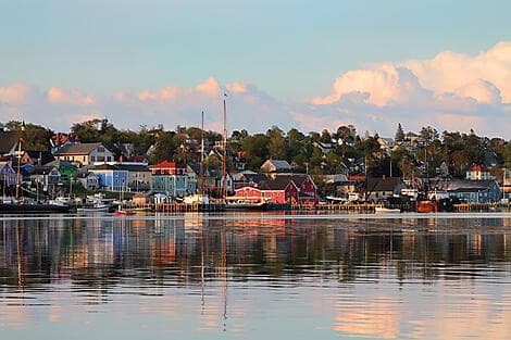 Oct 5, 27 - Lunenburg