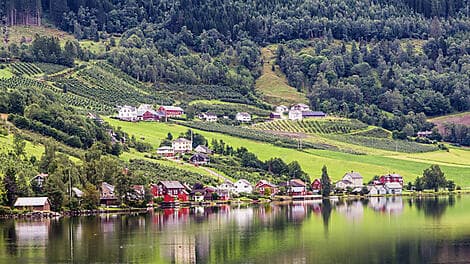 Aug 17, 27 - Ulvik