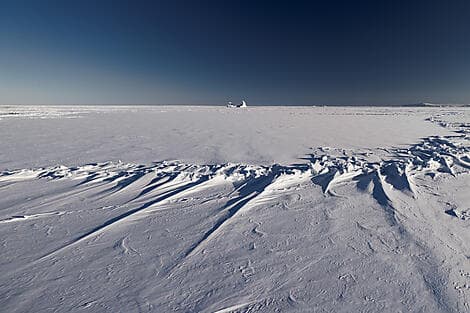 Apr 23, 27 - Exploring the Nares Strait