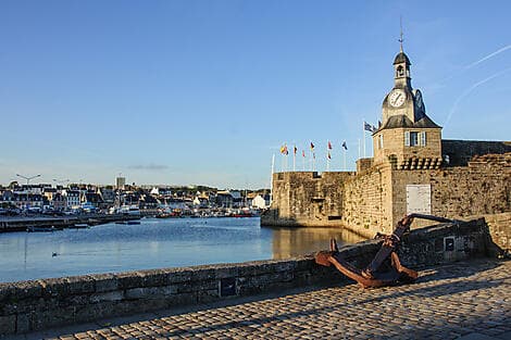 Oct 6, 27 - Concarneau